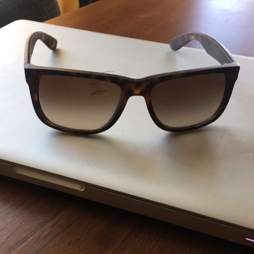 Ray ban Wayfarers matte brown